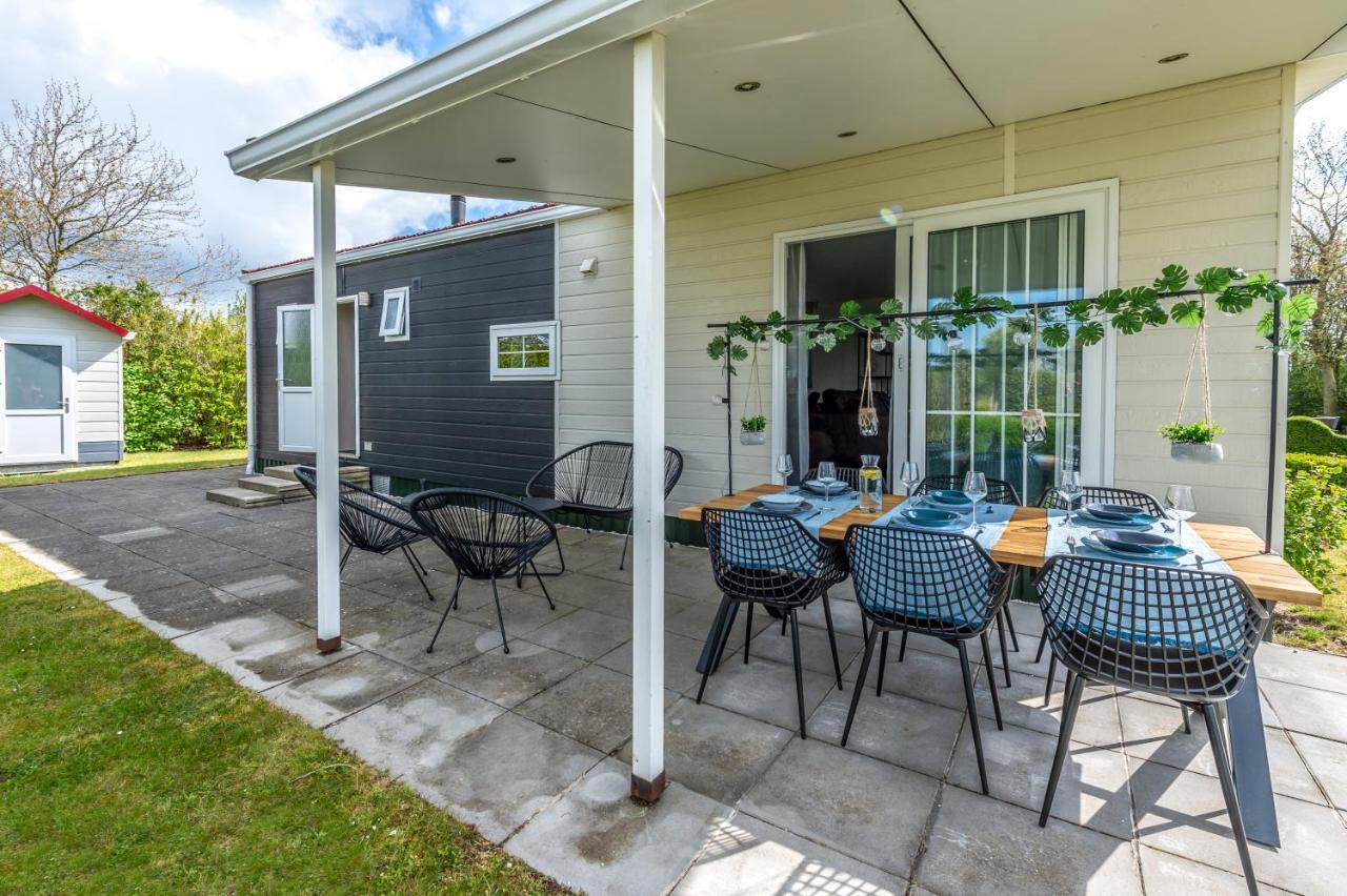 Luxe 5-Persoons Chalet Op Familiecamping Baarland المظهر الخارجي الصورة